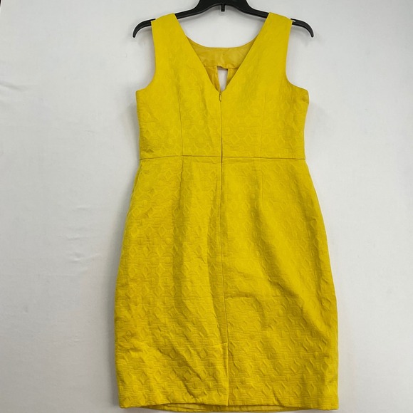 Muse Yellow Textured Jacquard Embellished Neckline Sheath Dress Size 14 - Picture 6 of 7